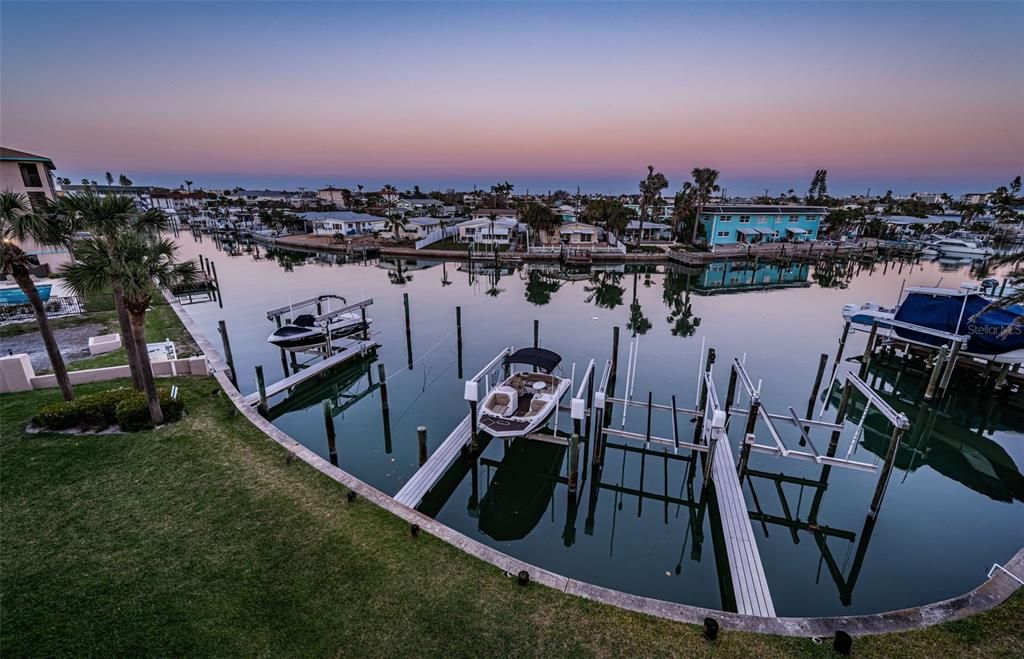 На продажу: $995,000 (3 спален, 3 ванн, 1958 Квадратных фут)