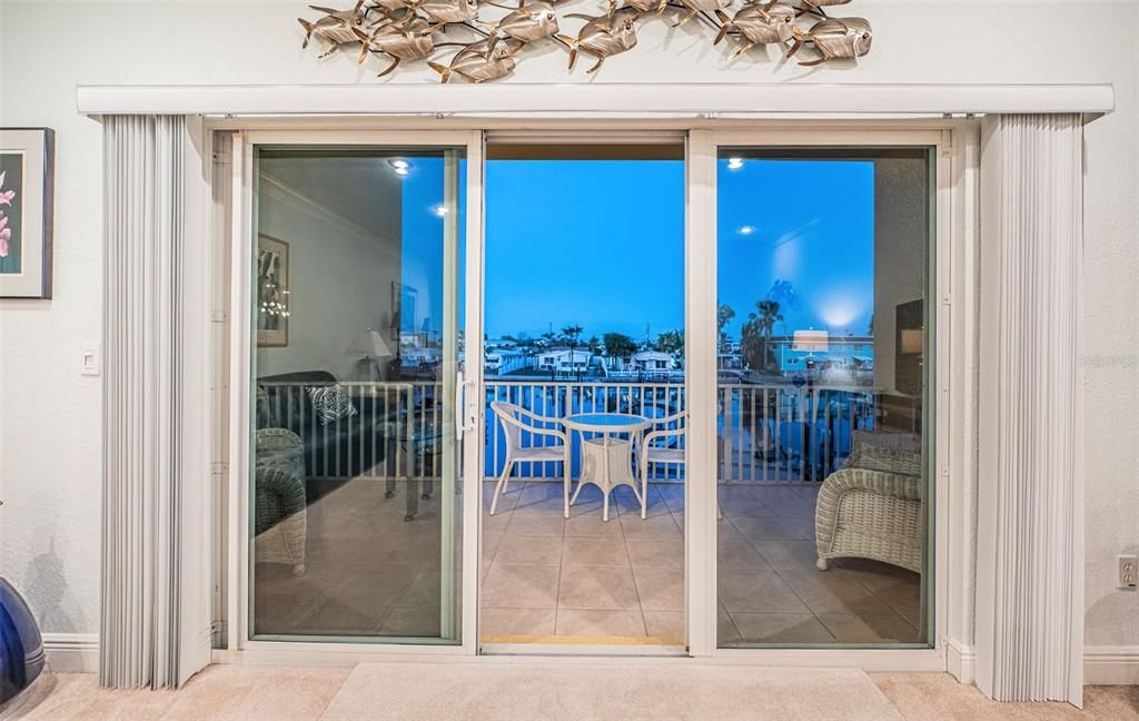 На продажу: $995,000 (3 спален, 3 ванн, 1958 Квадратных фут)