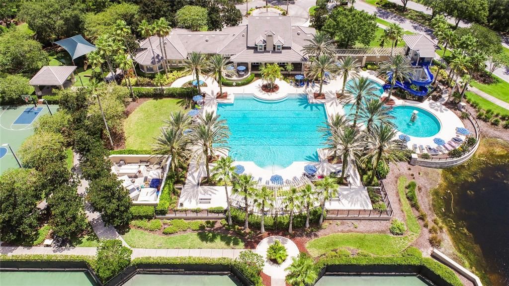 Под контрактом: $439,500 (3 спален, 2 ванн, 1792 Квадратных фут)