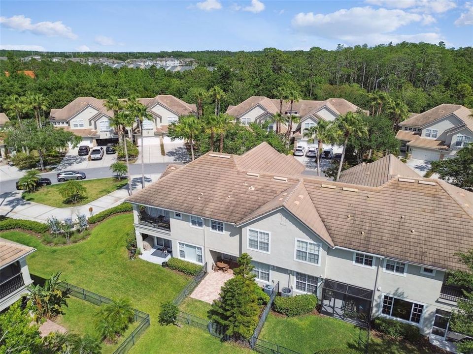 Под контрактом: $439,500 (3 спален, 2 ванн, 1792 Квадратных фут)