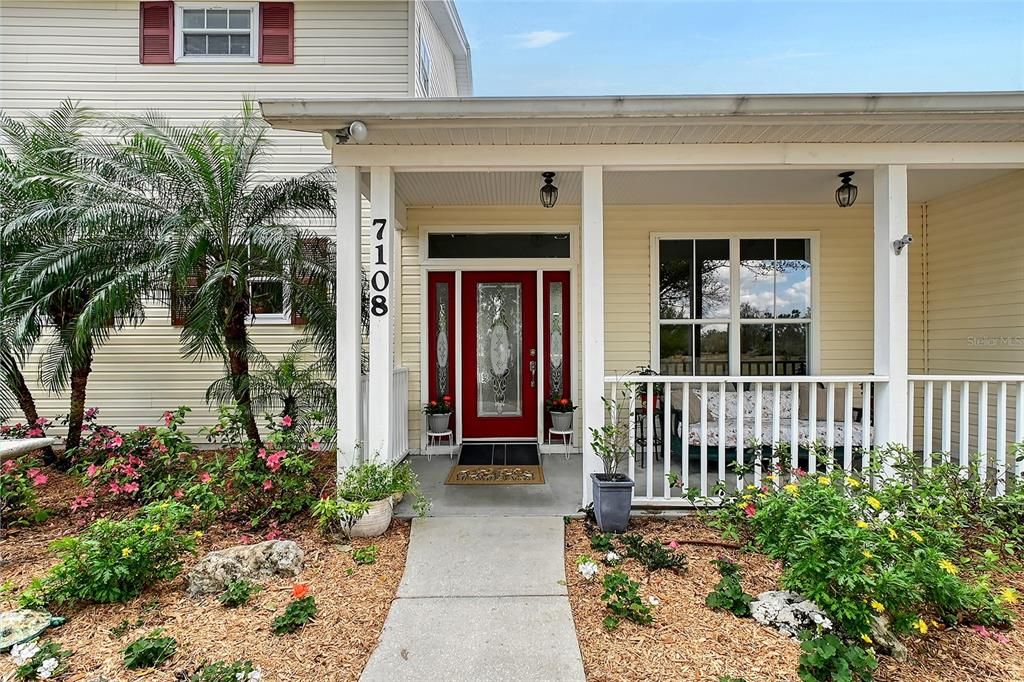 Под контрактом: $1,095,000 (4 спален, 3 ванн, 2789 Квадратных фут)