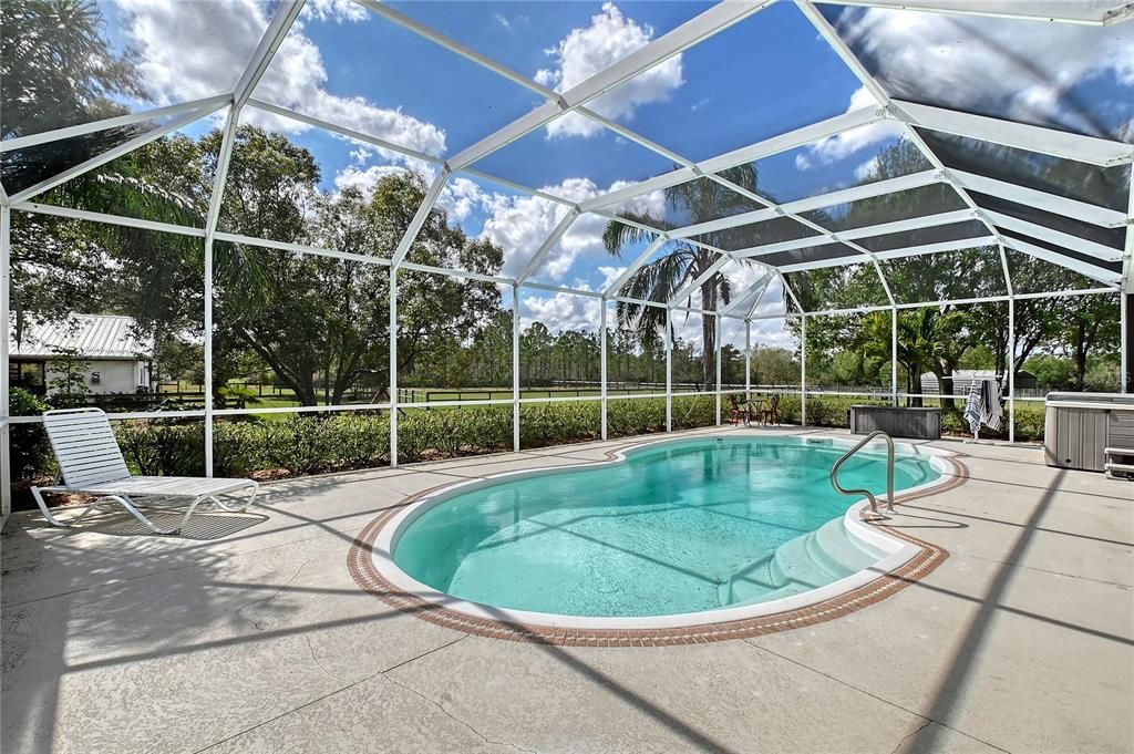 Под контрактом: $1,095,000 (4 спален, 3 ванн, 2789 Квадратных фут)