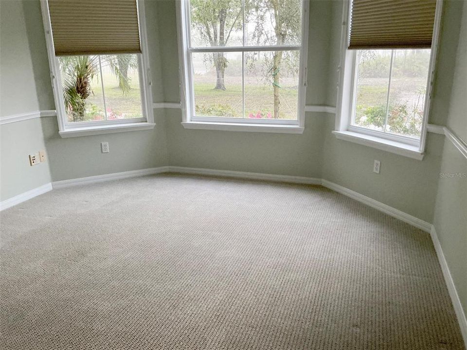 Под контрактом: $1,095,000 (4 спален, 3 ванн, 2789 Квадратных фут)