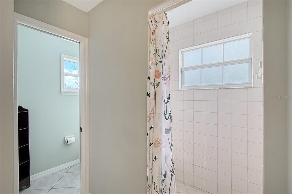 Под контрактом: $1,095,000 (4 спален, 3 ванн, 2789 Квадратных фут)