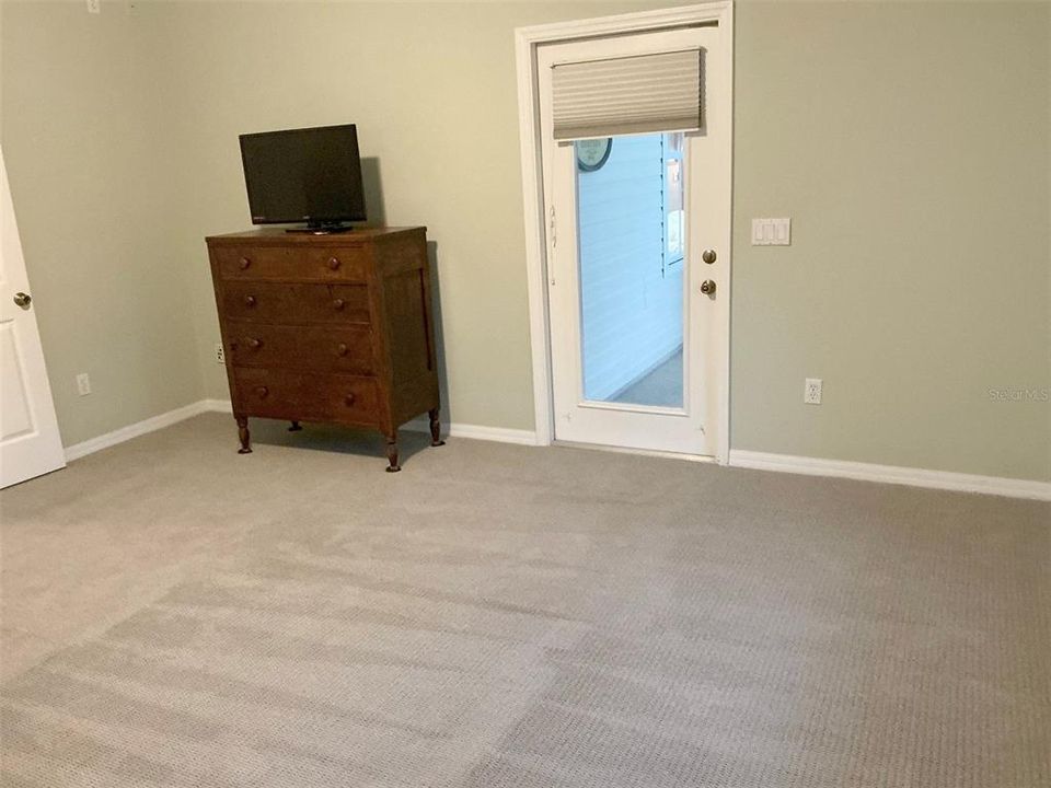 Под контрактом: $1,095,000 (4 спален, 3 ванн, 2789 Квадратных фут)