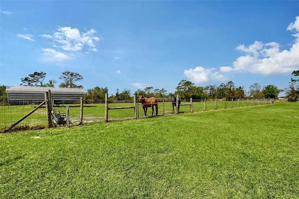 Под контрактом: $1,095,000 (4 спален, 3 ванн, 2789 Квадратных фут)