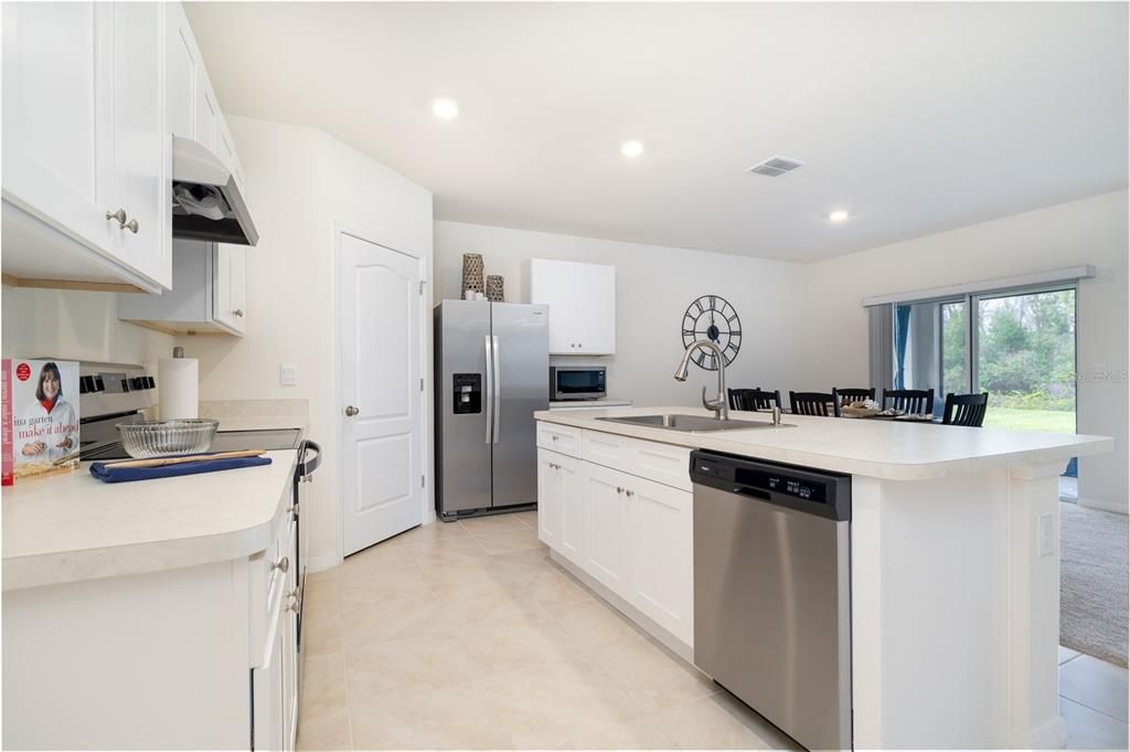 Active With Contract: $398,000 (4 beds, 2 baths, 1855 Square Feet)