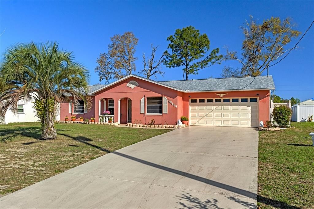 最近售出: $230,000 (3 贝兹, 2 浴室, 1114 平方英尺)