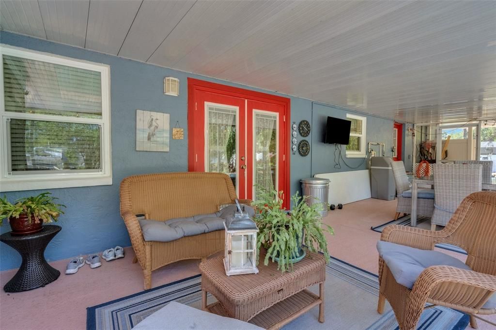 Active With Contract: $395,000 (4 beds, 2 baths, 1431 Square Feet)