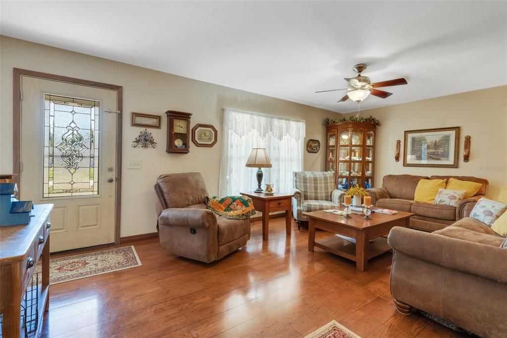 Active With Contract: $395,000 (4 beds, 2 baths, 1431 Square Feet)