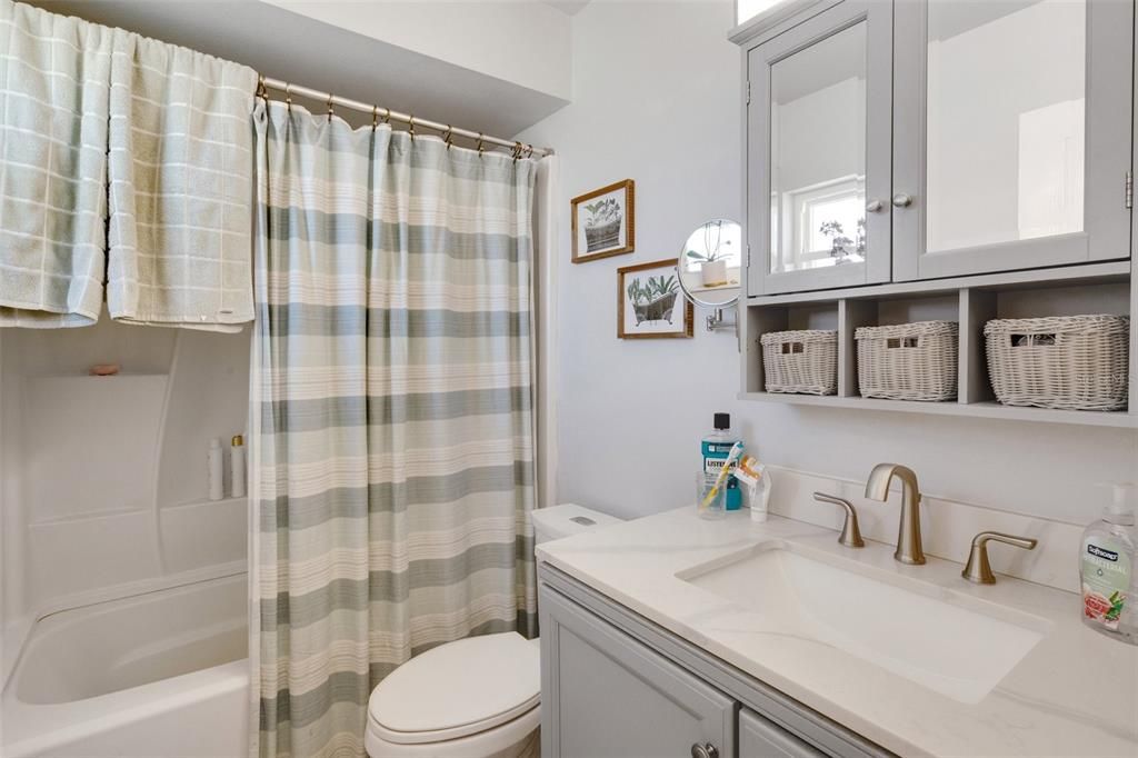 Active With Contract: $395,000 (4 beds, 2 baths, 1431 Square Feet)