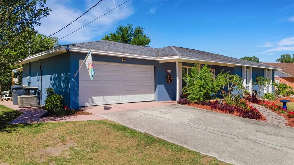 Active With Contract: $395,000 (4 beds, 2 baths, 1431 Square Feet)