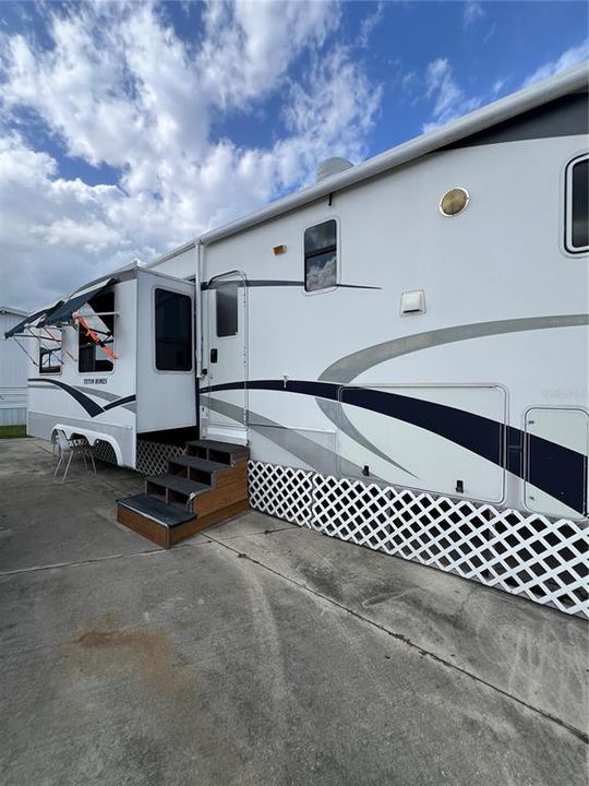 For Sale: $59,000 (1 beds, 1 baths, 600 Square Feet)