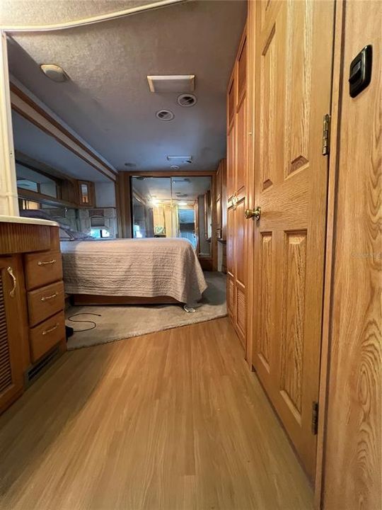 For Sale: $59,000 (1 beds, 1 baths, 600 Square Feet)