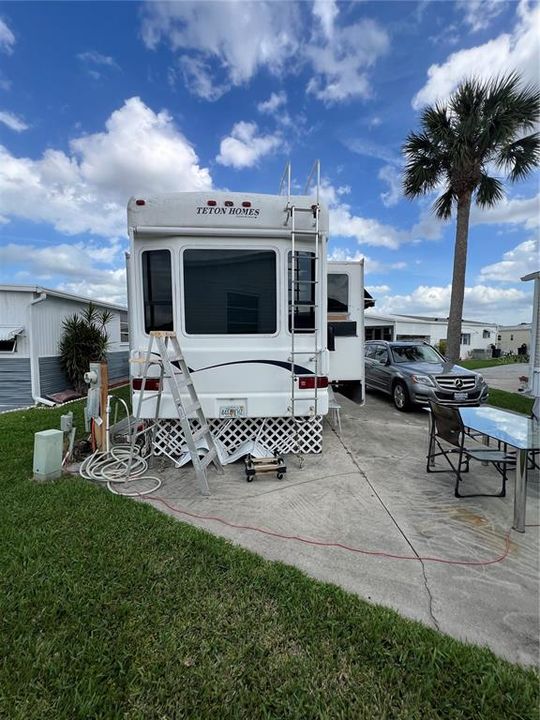 For Sale: $59,000 (1 beds, 1 baths, 600 Square Feet)