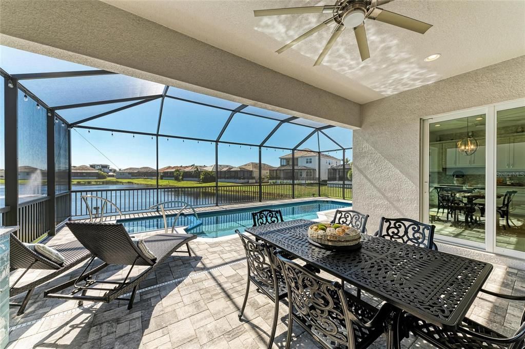 En Venta: $1,585,000 (5 camas, 4 baños, 3851 Pies cuadrados)