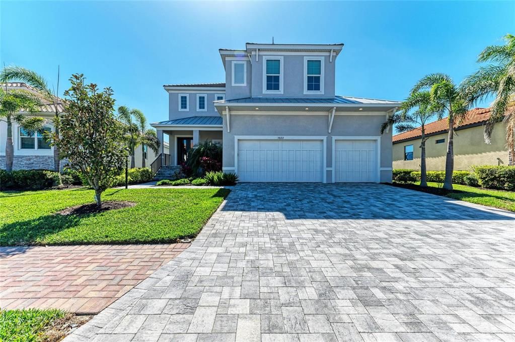 En Venta: $1,585,000 (5 camas, 4 baños, 3851 Pies cuadrados)