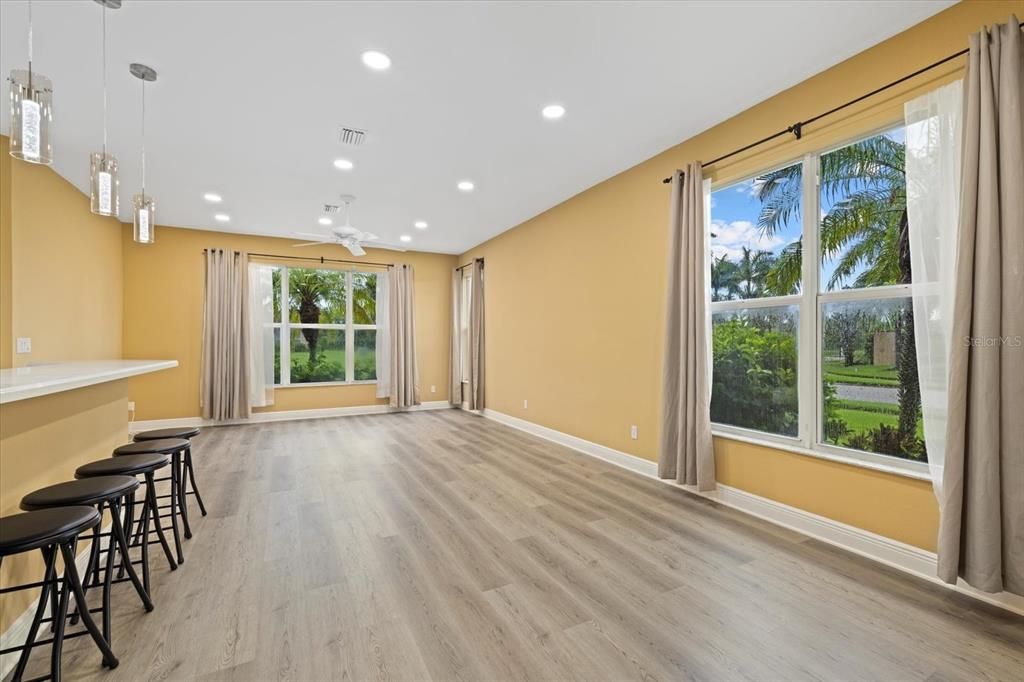 For Sale: $340,000 (3 beds, 2 baths, 1479 Square Feet)