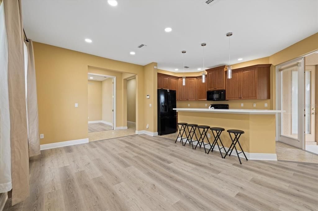 For Sale: $340,000 (3 beds, 2 baths, 1479 Square Feet)