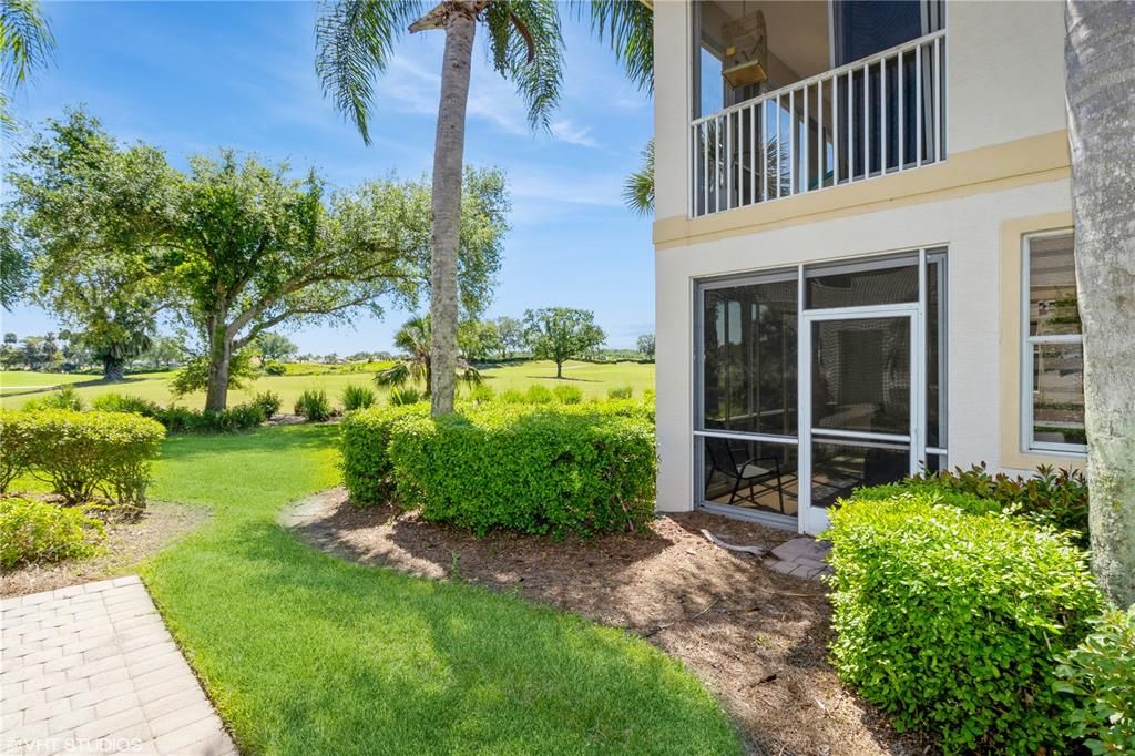 待售: $255,000 (2 贝兹, 2 浴室, 1421 平方英尺)