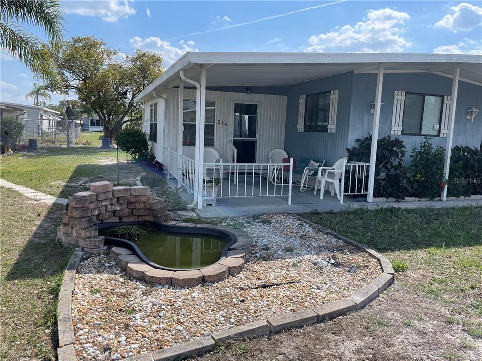 For Sale: $140,000 (2 beds, 2 baths, 840 Square Feet)