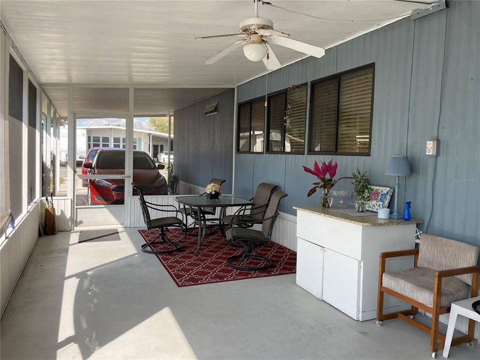 For Sale: $140,000 (2 beds, 2 baths, 840 Square Feet)