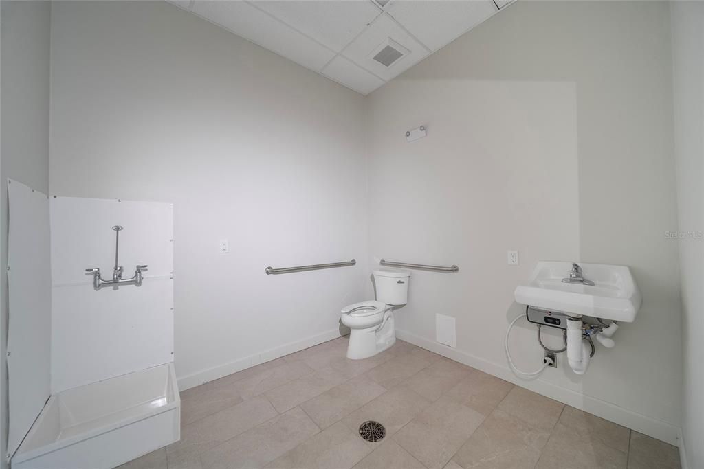 For Sale: $1,075,000 (0 beds, 0 baths, 2314 Square Feet)