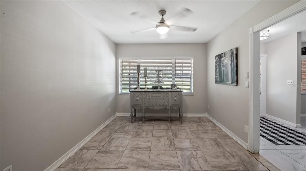 待售: $845,900 (3 贝兹, 2 浴室, 2121 平方英尺)