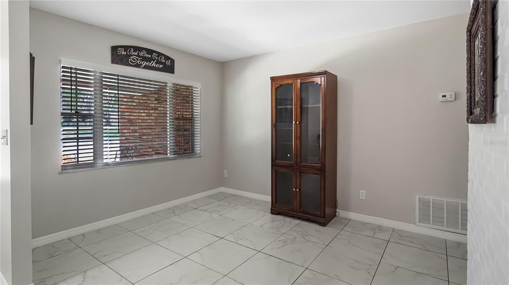 待售: $845,900 (3 贝兹, 2 浴室, 2121 平方英尺)