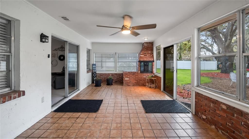 待售: $845,900 (3 贝兹, 2 浴室, 2121 平方英尺)