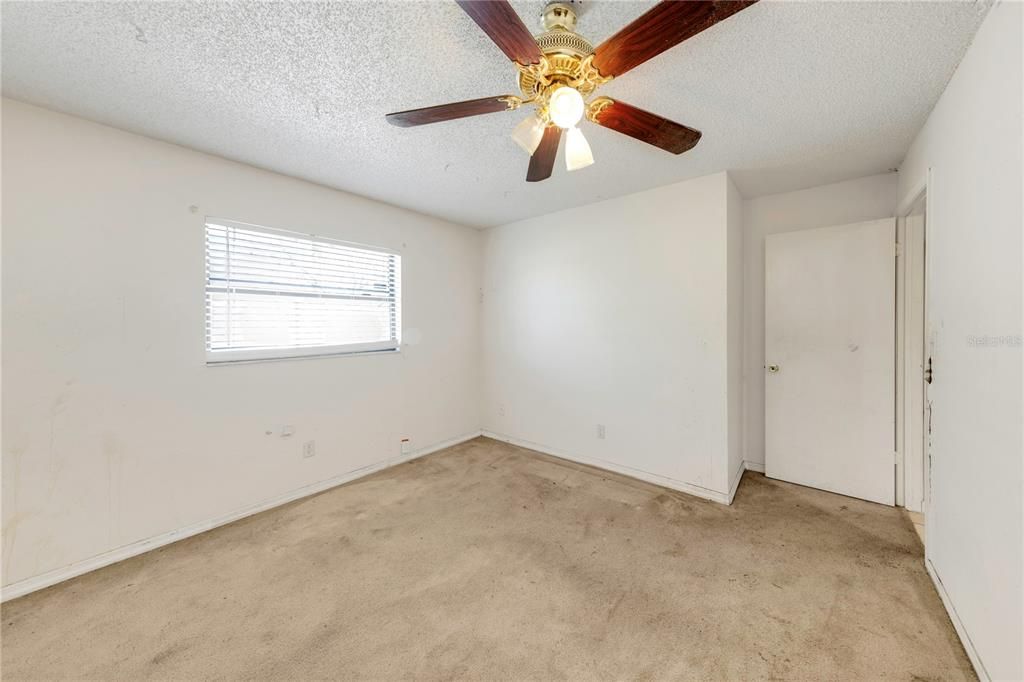 На продажу: $355,000 (3 спален, 2 ванн, 2014 Квадратных фут)