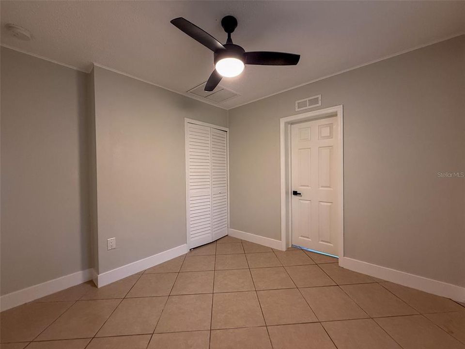 For Sale: $249,900 (3 beds, 1 baths, 818 Square Feet)