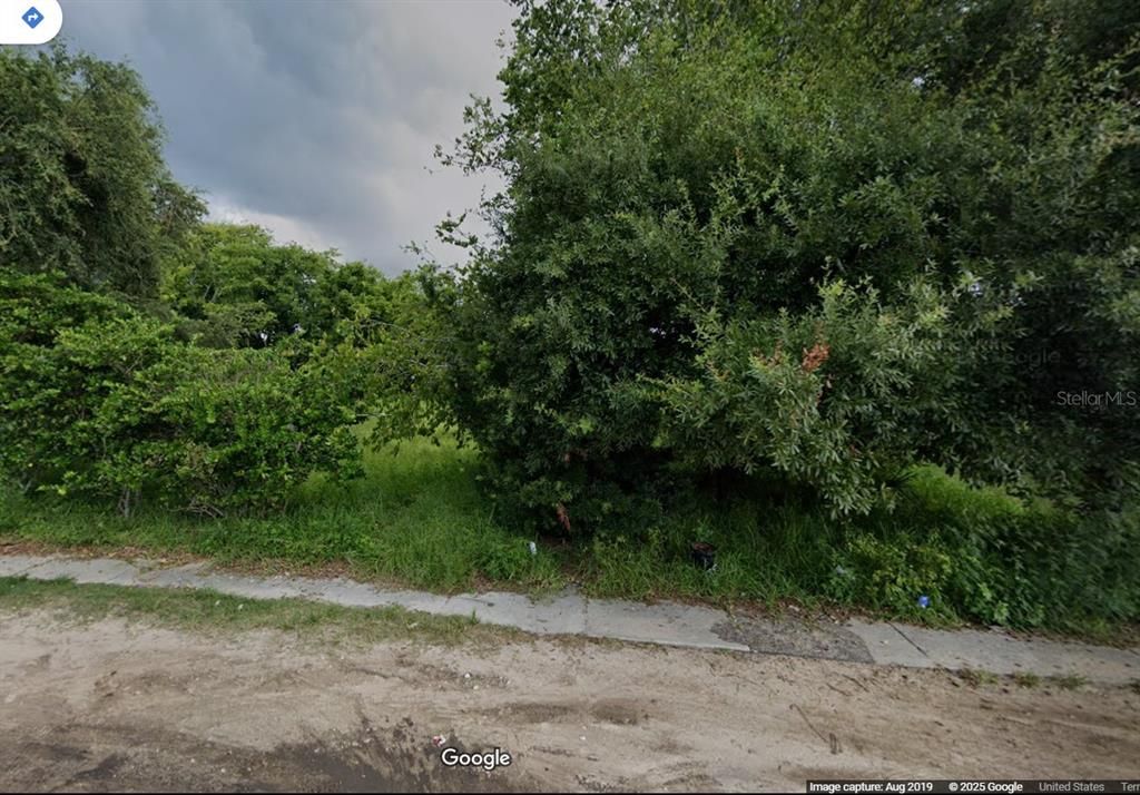 Vendido Recientemente: $12,000 (0.07 acres)