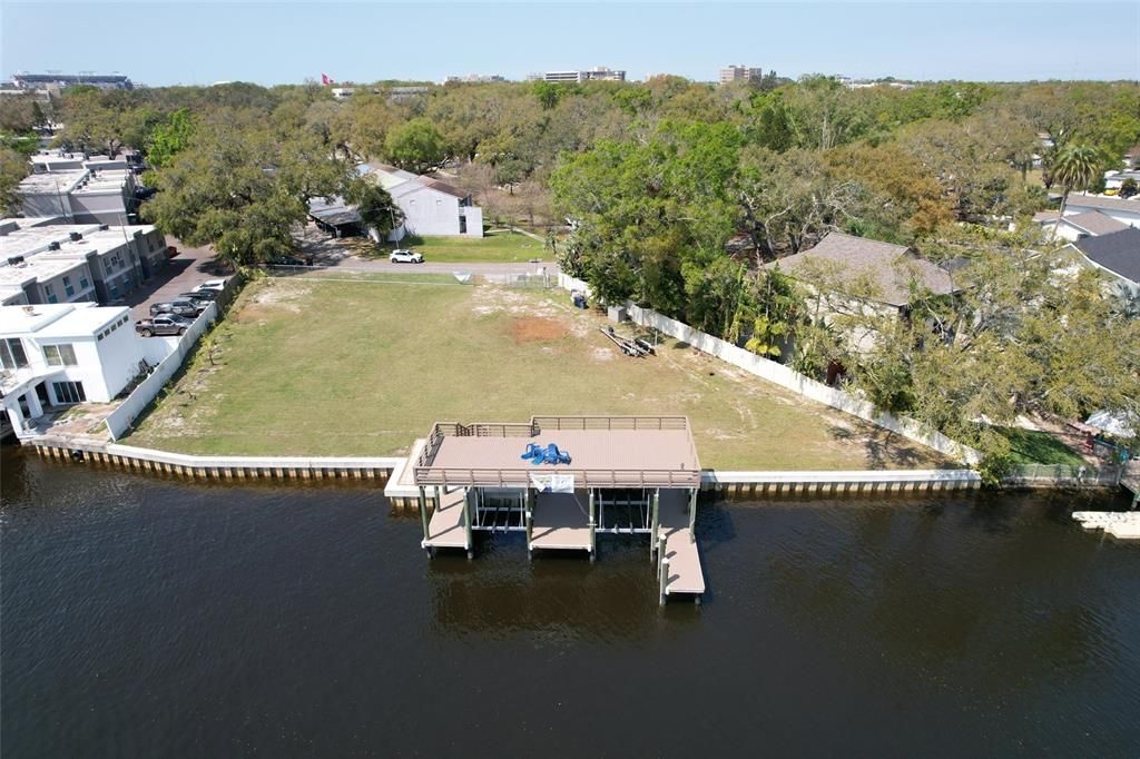 For Sale: $3,600,000 (0.64 acres)