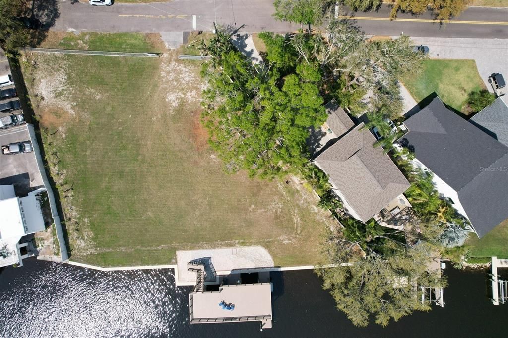 For Sale: $3,600,000 (0.64 acres)