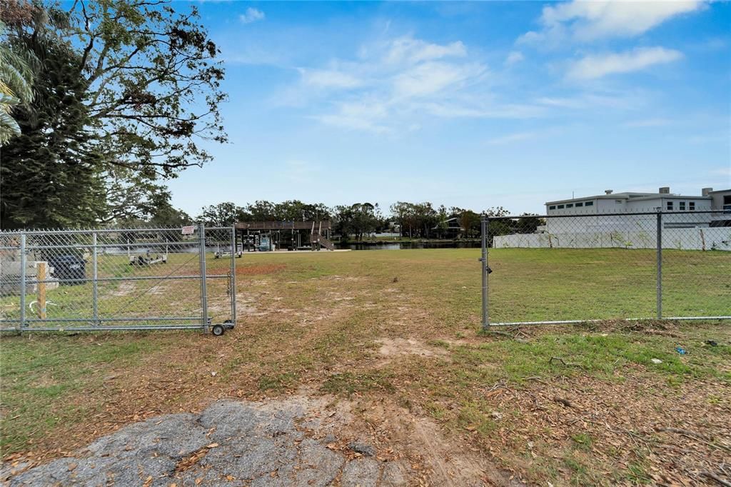 For Sale: $3,600,000 (0.64 acres)