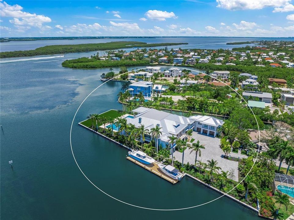 En Venta: $22,500,000 (6 camas, 7 baños, 9243 Pies cuadrados)