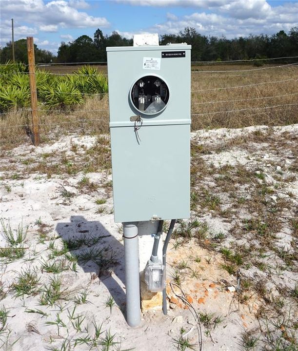 На продажу: $55,000 (1.14 acres)