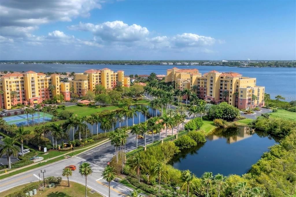 Recently Rented: $2,795 (2 beds, 2 baths, 1758 Square Feet)