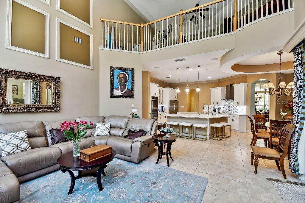 For Sale: $1,749,000 (5 beds, 4 baths, 4582 Square Feet)