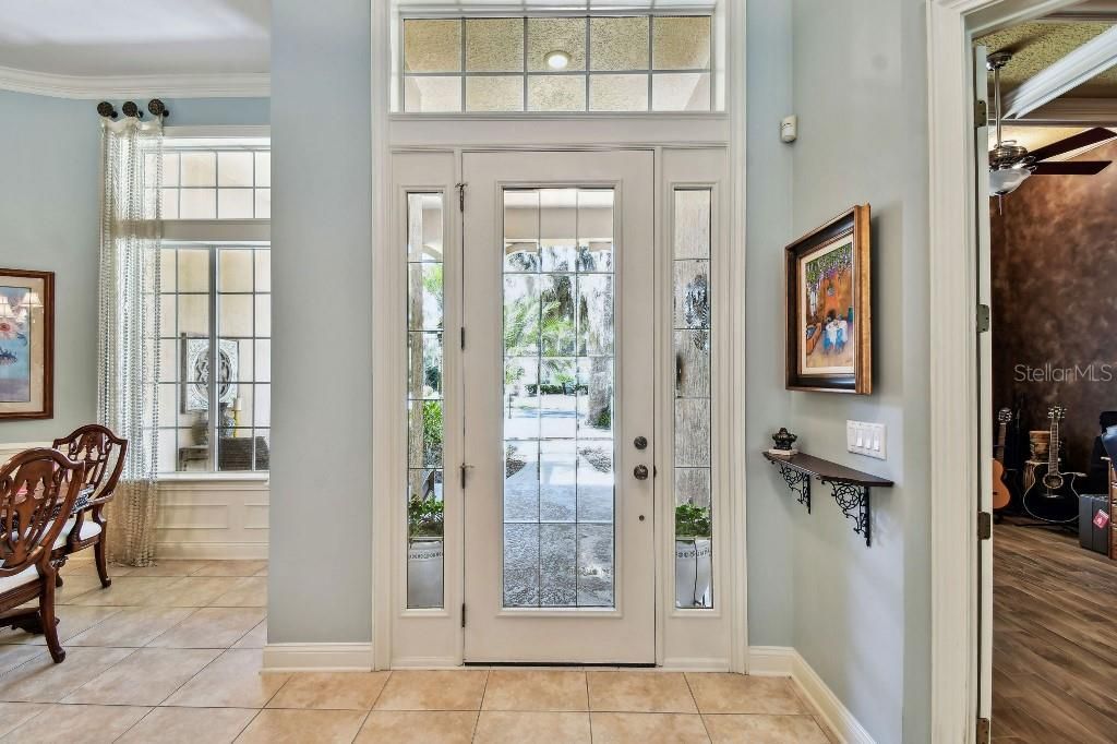 For Sale: $1,749,000 (5 beds, 4 baths, 4582 Square Feet)