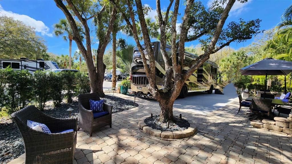 For Sale: $185,000 (0.10 acres)