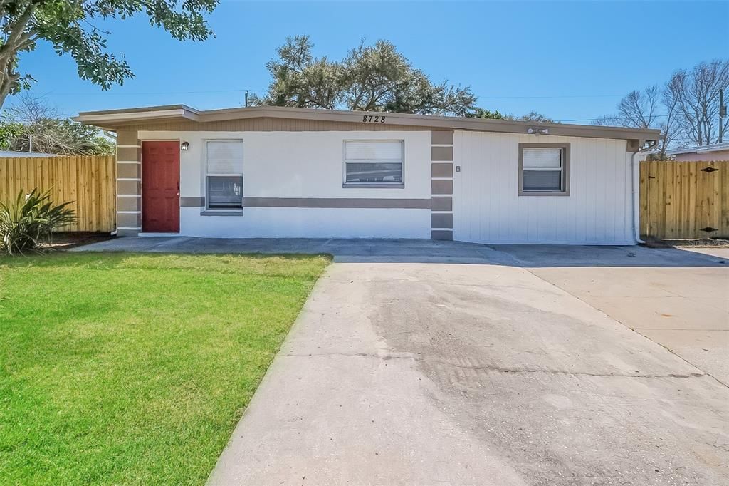 最近租的: $2,360 (4 贝兹, 1 浴室, 1140 平方英尺)