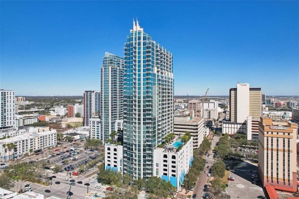 最近售出: $430,000 (1 贝兹, 1 浴室, 772 平方英尺)