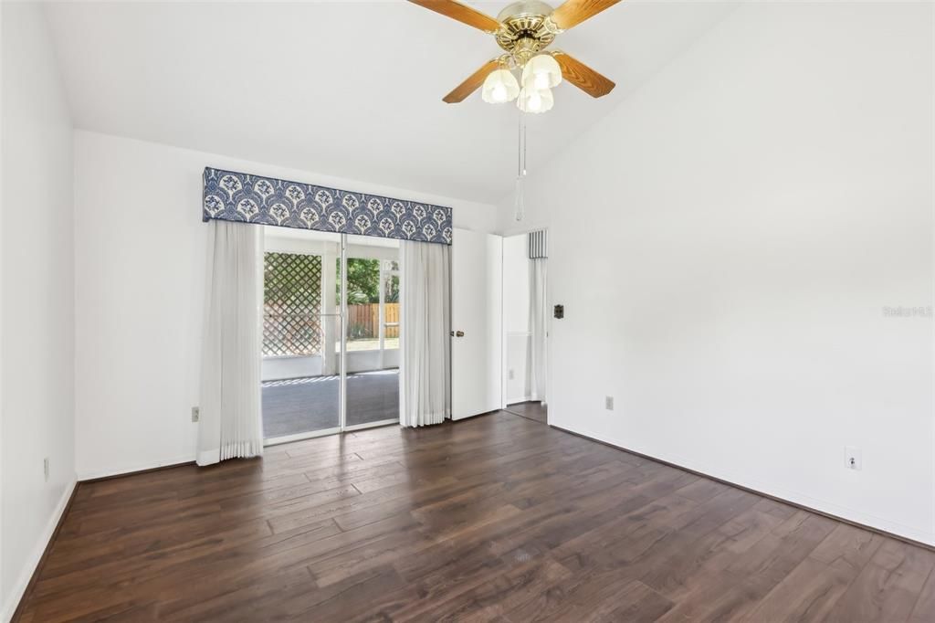 For Sale: $315,000 (3 beds, 2 baths, 1757 Square Feet)