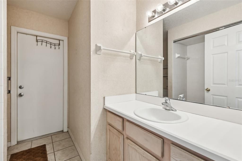 For Sale: $315,000 (3 beds, 2 baths, 1757 Square Feet)