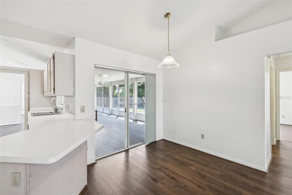 For Sale: $315,000 (3 beds, 2 baths, 1757 Square Feet)