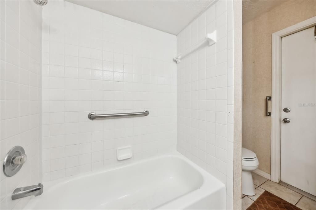 For Sale: $315,000 (3 beds, 2 baths, 1757 Square Feet)