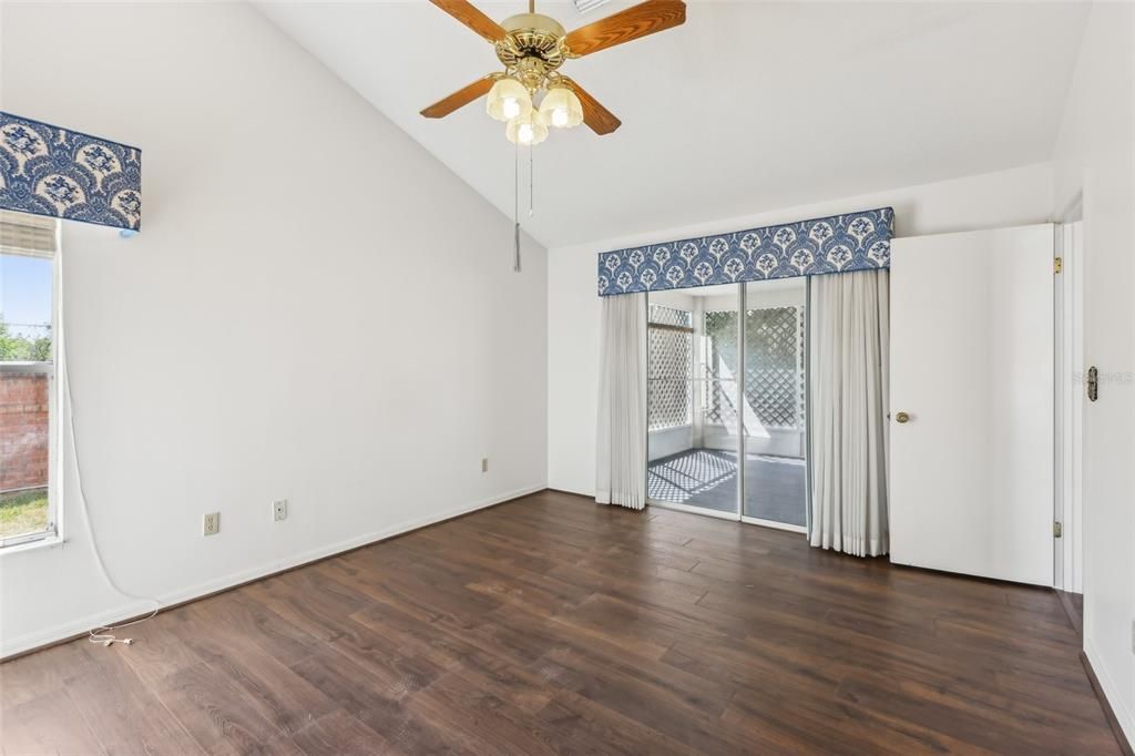 For Sale: $315,000 (3 beds, 2 baths, 1757 Square Feet)