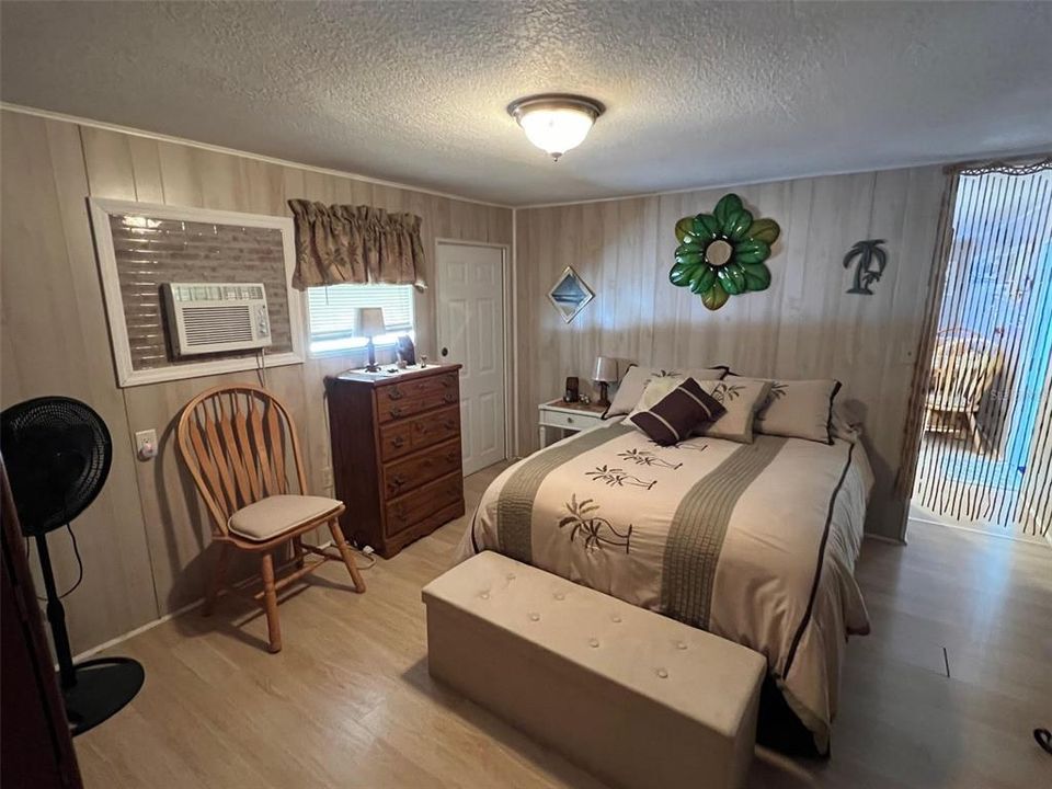 待售: $67,999 (1 贝兹, 1 浴室, 480 平方英尺)